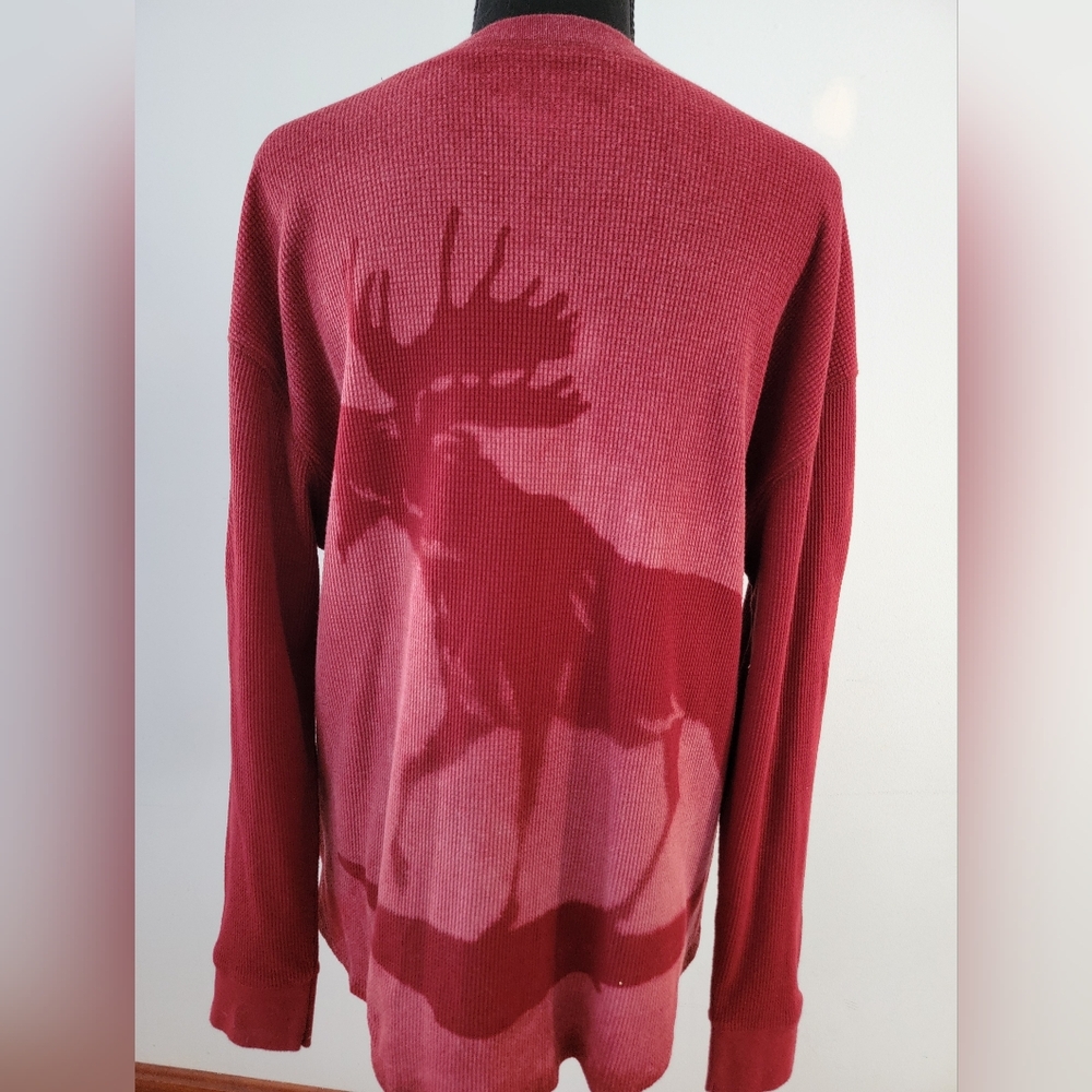 Handcrafted/Handmade Moose Grapics Sweater By The Wings Program Of Maine.